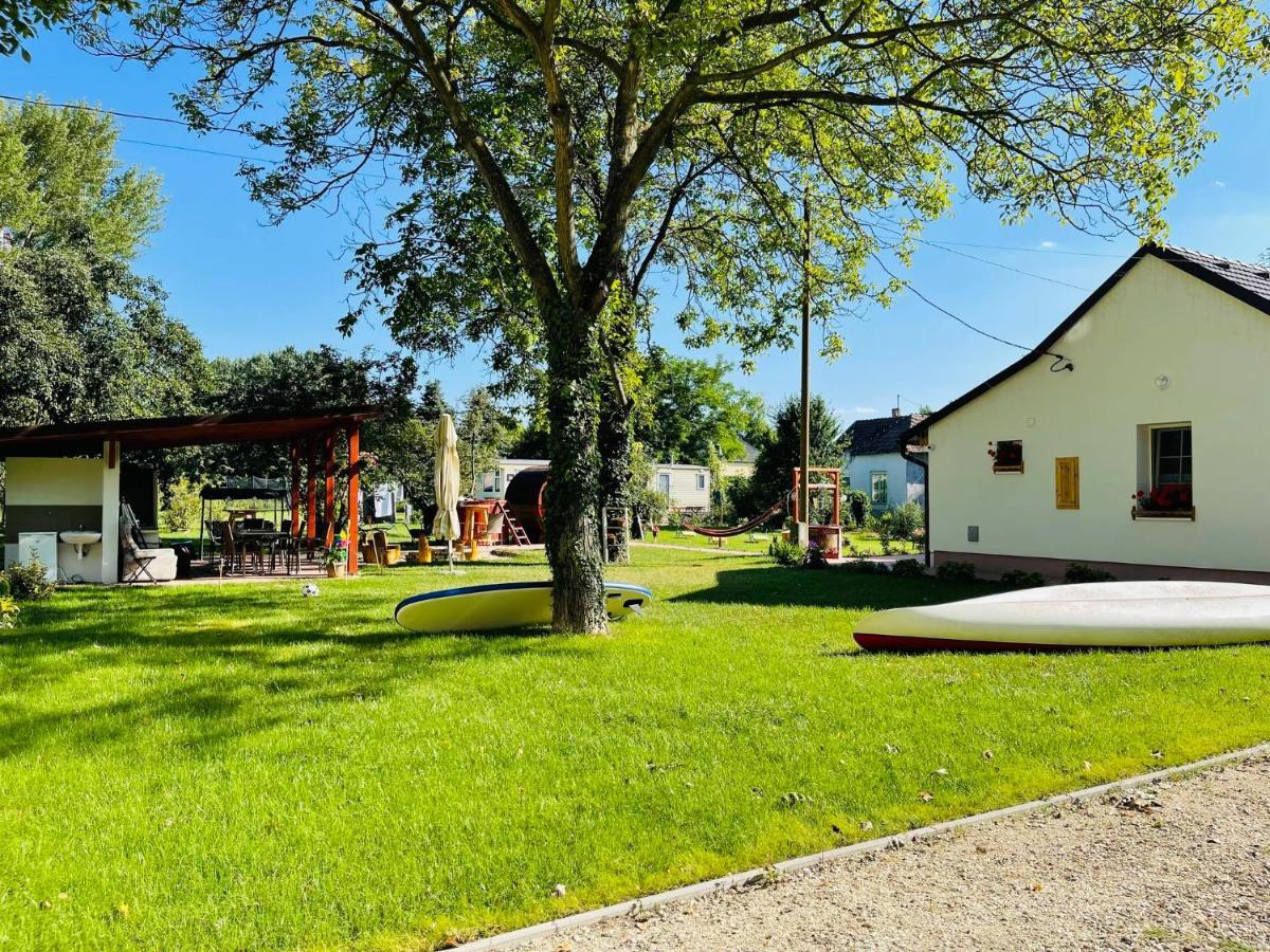 Hidlab Apartman Kimle Bagian luar foto
